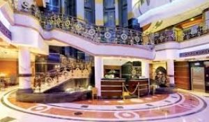 Leader Al Muna Kareem